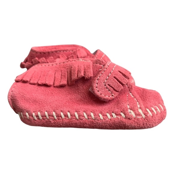 Minnetonka Infant Moccasins Hot Pink Size 1 (0-3 Mon) Leather Bootie - Picture 6 of 9